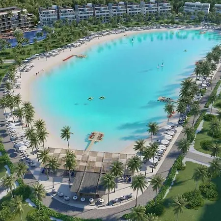 Crystal Lagoon Beach Apartment